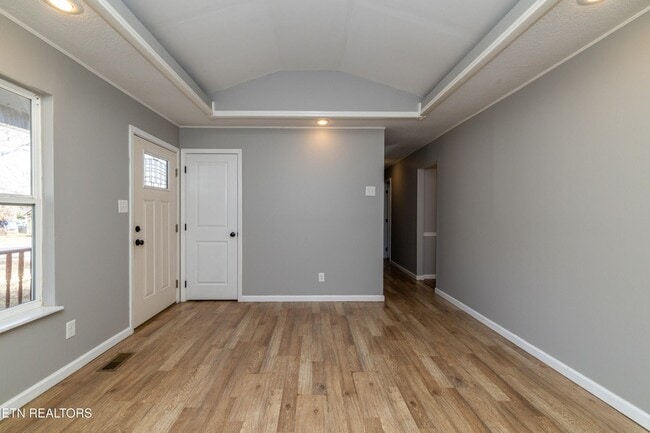 Photo - 5601 Ludbury Ln NW