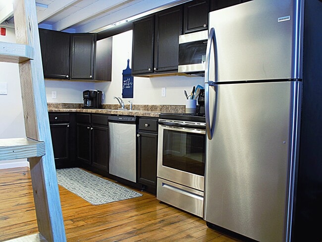 Photo - Winkler Place