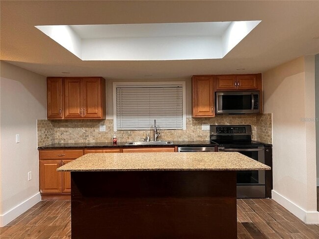 Photo - 14715 Bayonne Rd