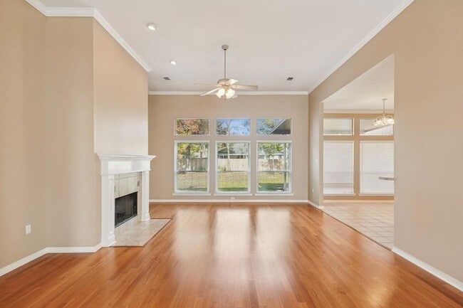 Photo - 712 Homewood Dr