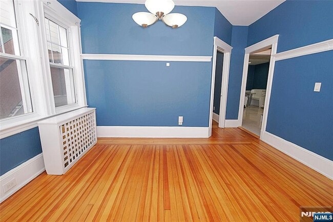 Photo - 510 Undercliff Ave Unit 1