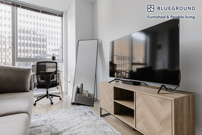 Photo - 201 N Garland Ct Unit FL29-ID1183