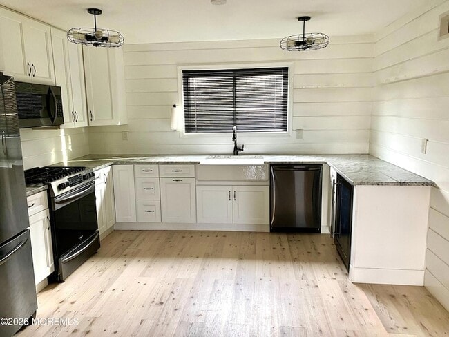 Photo - 1641 Elm Ave Unit 2