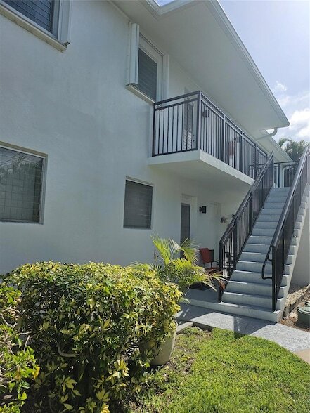 Photo - 1045 SE 15th St