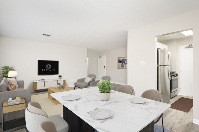 Photo - Cortland on Adams