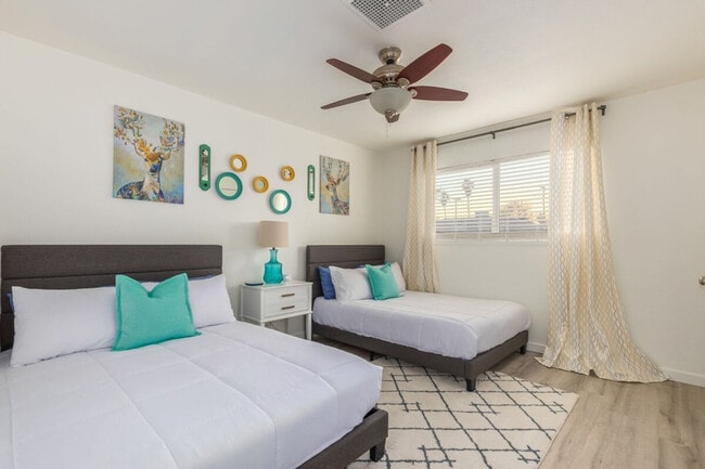 Photo - 1813 N 75th Pl Unit SI ID1608829P