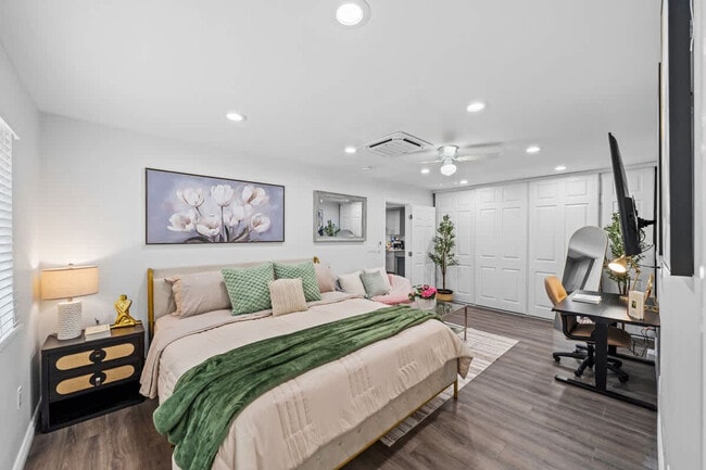 Photo - 10983 Parkdale Ave Unit SI ID1465001P