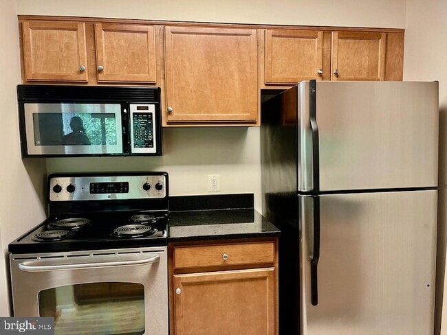 Photo - 11703 Olde English Dr Unit H