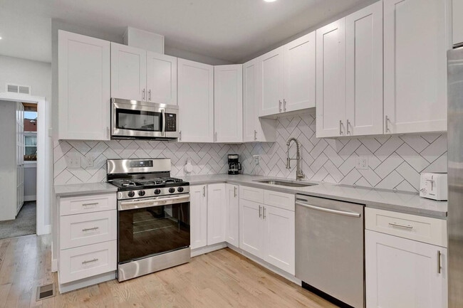 Photo - 3022 California St Unit ID1013136P