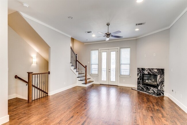 Photo - 4323 Dickason Ave