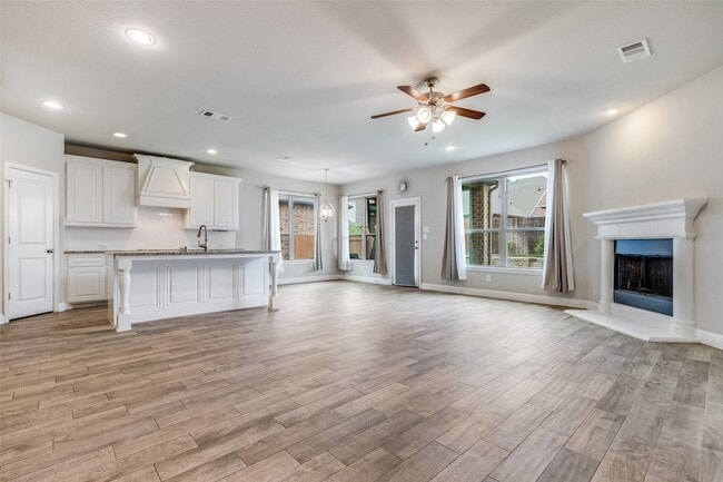 Photo - 16333 Amistad Ave