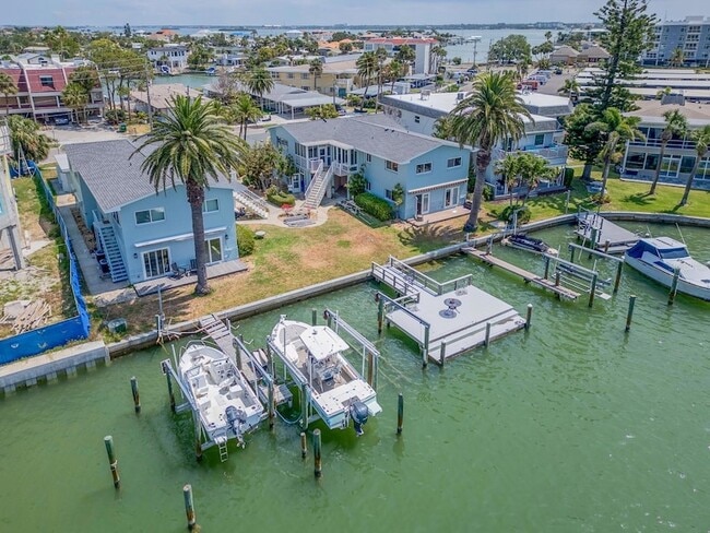 Building Photo - 241 Skiff Point Unit 1