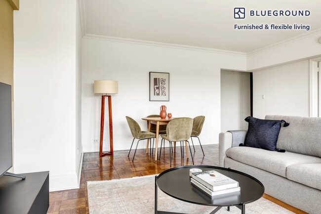 Photo - 952 5th Ave Unit FL8-ID871