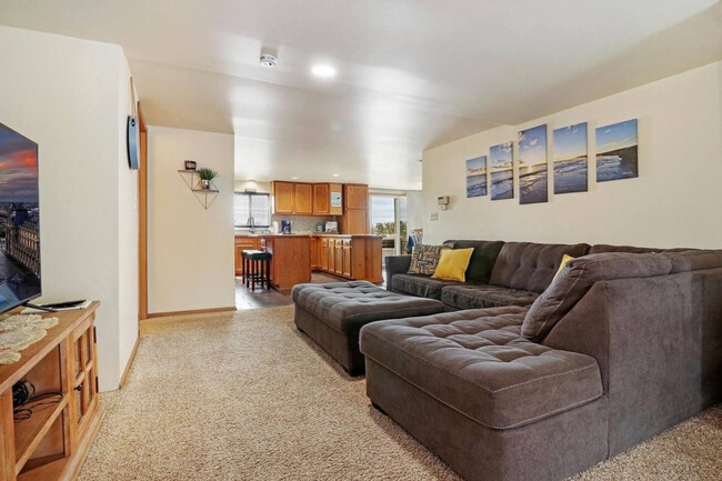 Building Photo - 36946 N Waterside Ln Unit SI ID1374772P