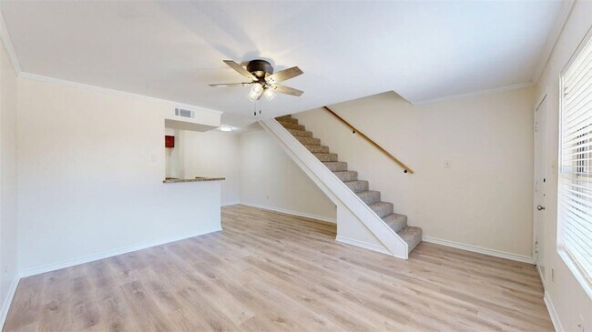 Photo - 904 University Oaks Blvd Unit 80