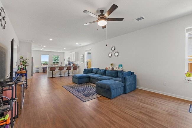 Photo - 8306 Haflinger Dr