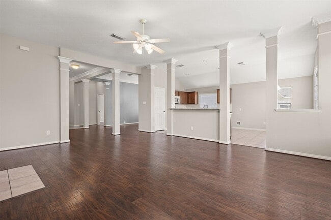 Photo - 7611 Waterlilly Ln