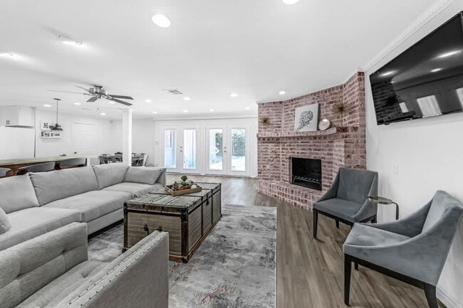 Building Photo - 5474 Imogene St Unit SI ID1514823P