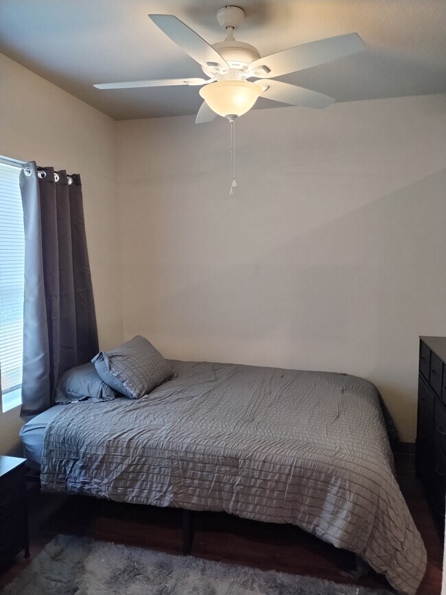 Bedroom - Graystone Trail