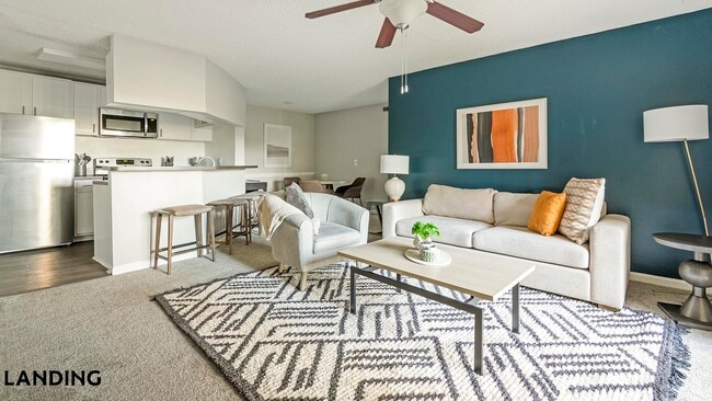 Building Photo - 10263 Whispering Forest Dr Unit 1314
