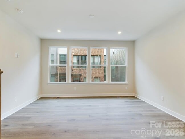 Photo - 3046 Terroir Ln