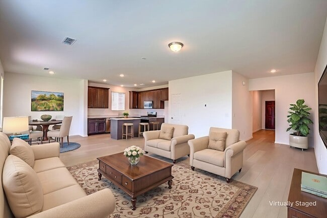 Photo - 1426 Tramore Wy