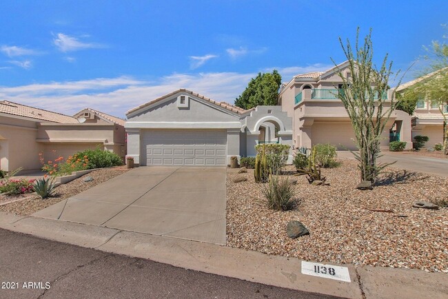 Photo - 1138 E Amberwood Dr