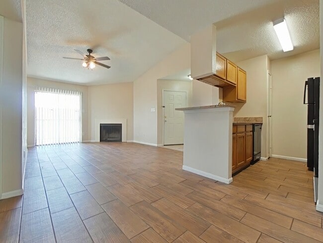 Photo - 3770 Lovers Wood Ln Unit 1005