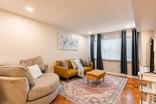 Photo - 7168 Jamieson Ave Unit SI ID1530494P
