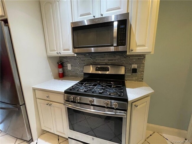 Photo - 6 Church Ln Unit L