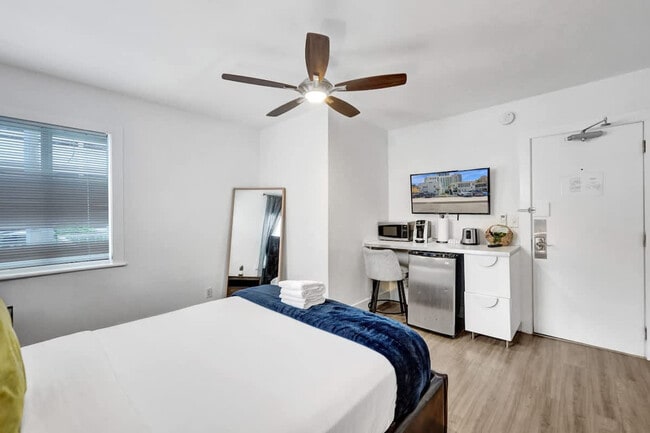 Building Photo - 3020 Seville St Unit SI ID1503970P