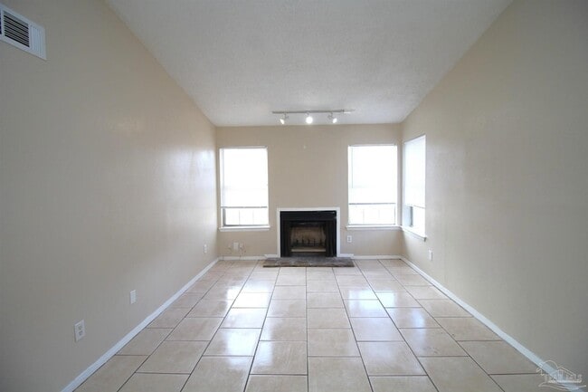 Photo - 7806 Calahan Pl