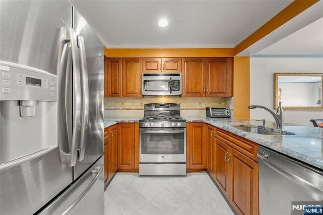 Photo - 303 Ellery Ct