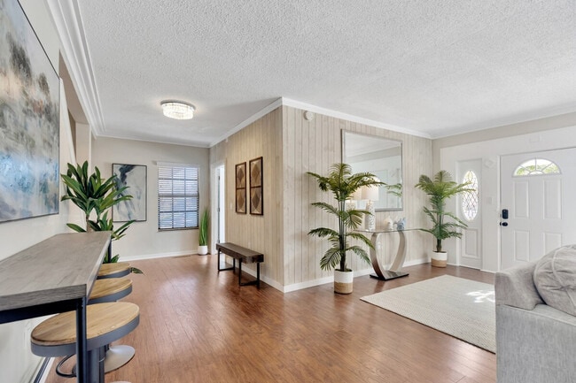 Photo - 1679 Tampa Rd Unit SI ID1495040P