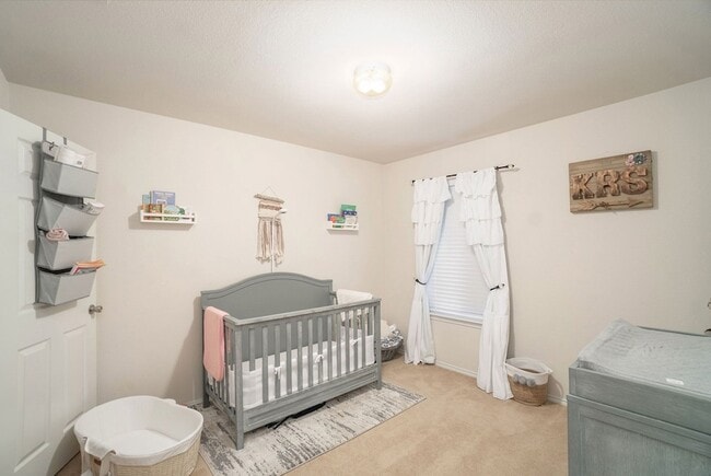 Photo - 1327 Primrose Dr