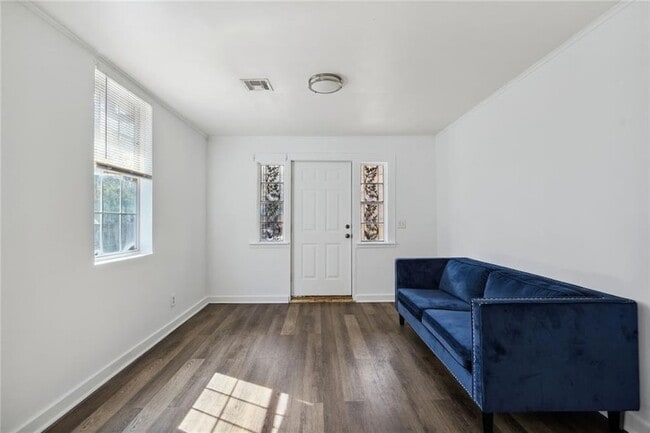 Photo - 3529 Delachaise St