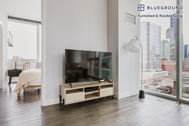 Photo - 1000 S Clark St Unit FL8-ID1226