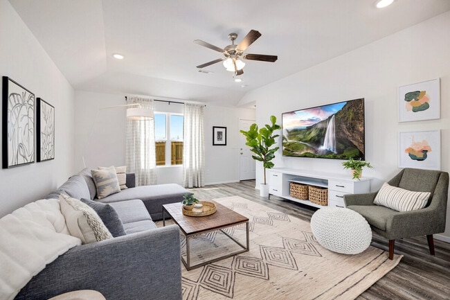 Building Photo - 1249 S Kingfisher Ln Unit ID1221829P