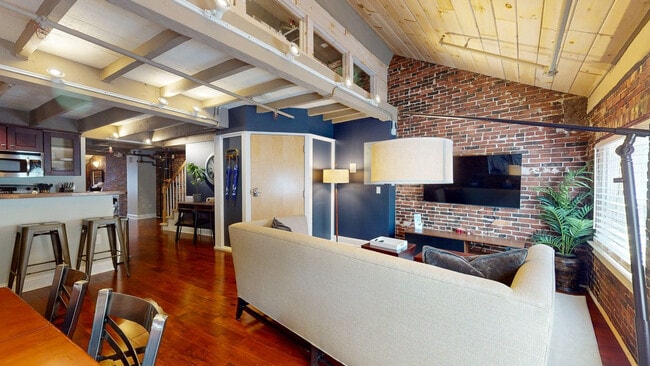 Photo - 15 Union St Unit SI ID1436053P