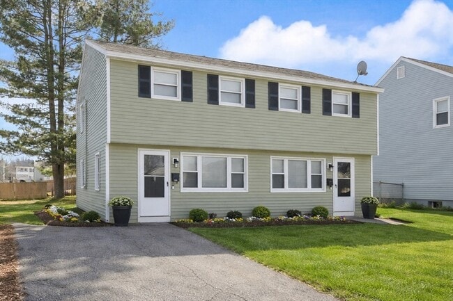 Photo - 118 Everett St