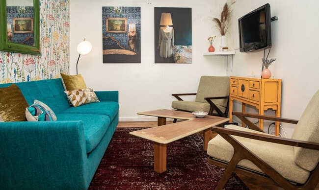 Building Photo - 362 W 38th St Unit ID1323910P