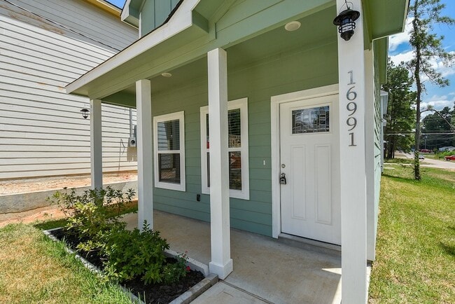 Photo - 16991 W Dounreay St