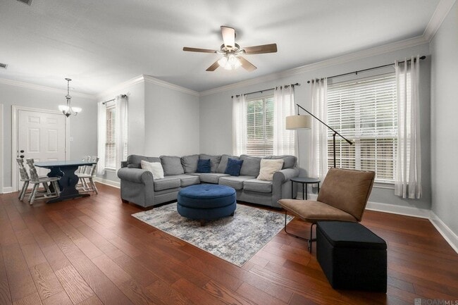 Building Photo - 710 E Boyd Dr Unit 302