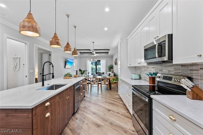 Photo - 3530 Hibiscus Ave