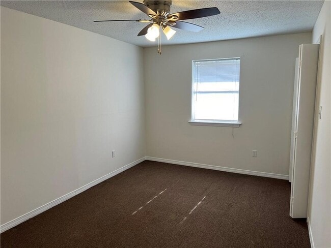 Photo - 824 Early St