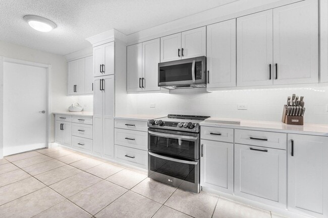 Photo - 1024 10th Ln