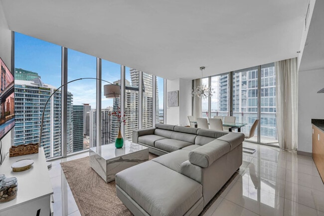 Photo - 485 Brickell Ave Unit SI ID1522104P