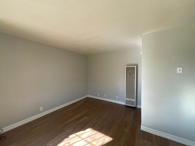 Photo - Hilton Place Apartments