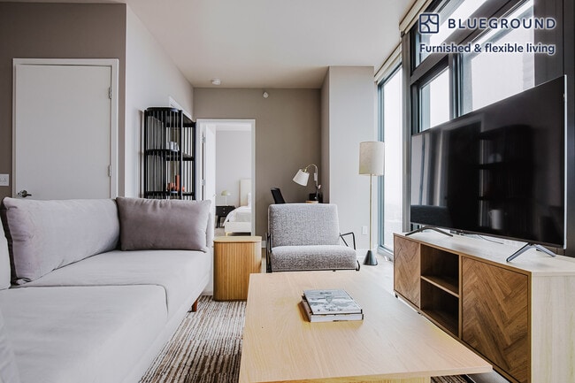 Photo - 505 N State St Unit FL33-ID1141