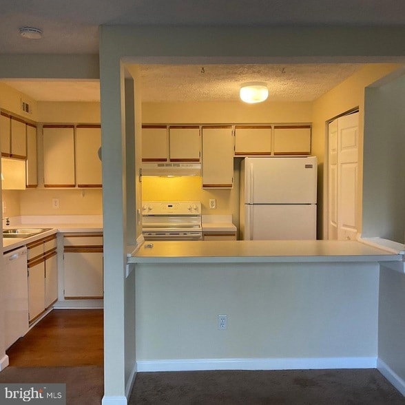 Photo - 3502 Lochearn Ct Unit A